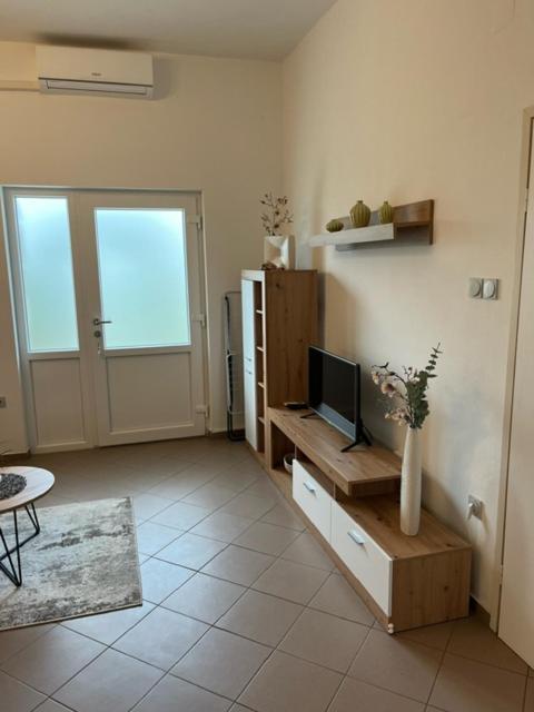 Apartman Laura Dramalj Quarto foto